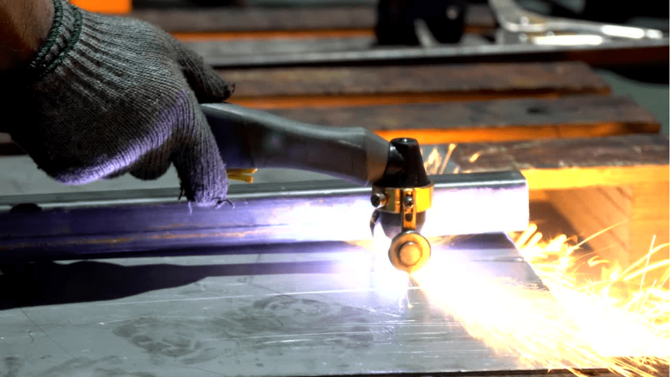 Plasma Cutting Torch