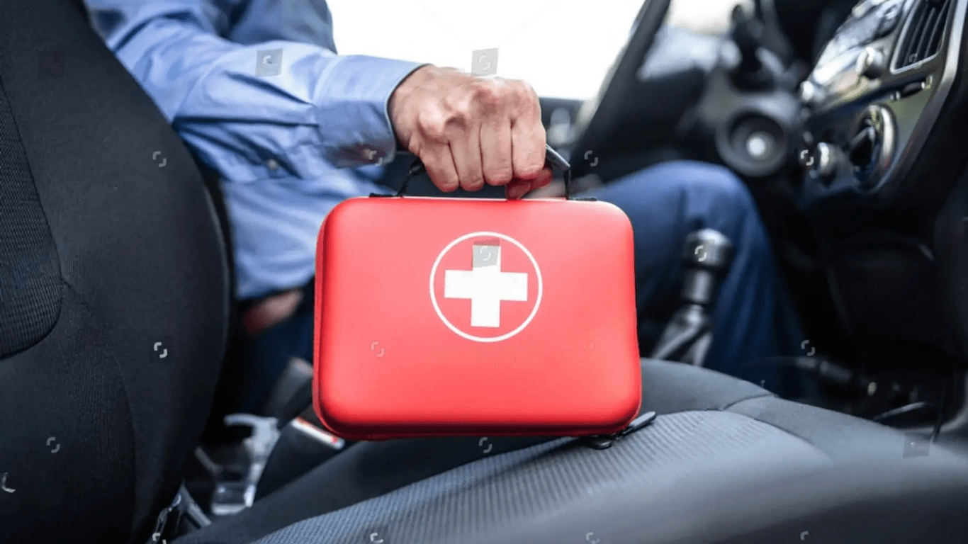 car first aid kit